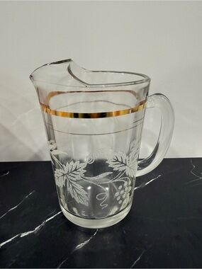 LN  Bartlett Collins Clear Glass Pitcher Handle & Spout Gold Grape Etch 8 in